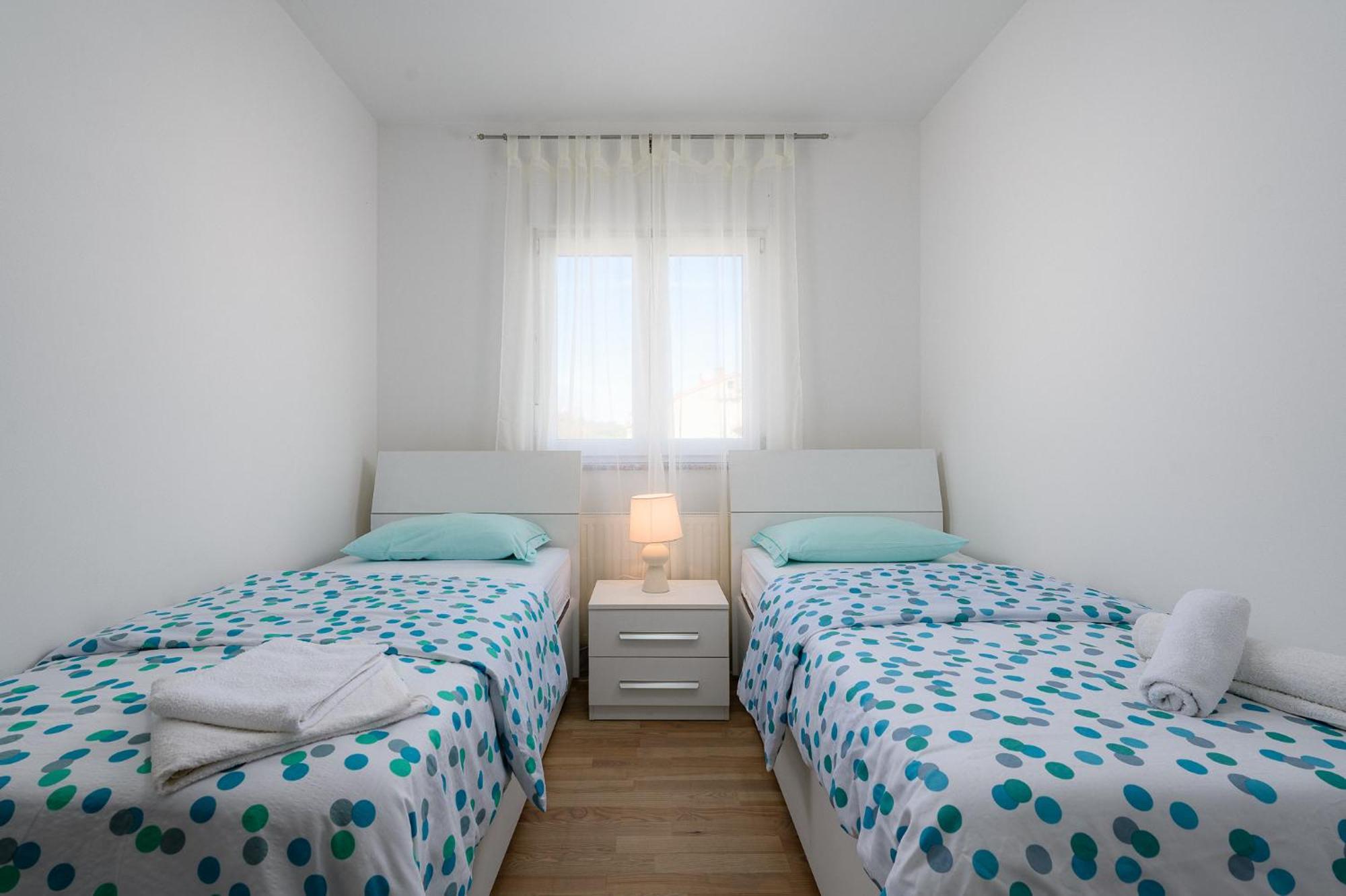 Stancija Amorozo 5 - Apartment N. 7 Poreč Dış mekan fotoğraf